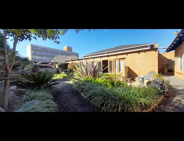 BUSINESS FOR SALE IN KRUGERSDORP CENTRAL